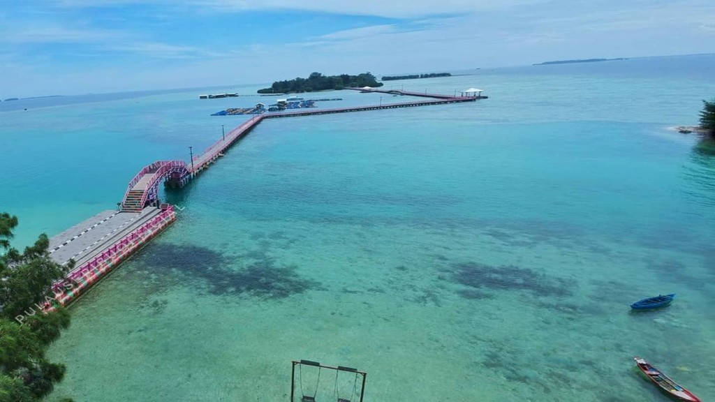 Wisata Pulau Payung