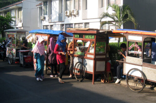 kuliner jajanan kaki lima