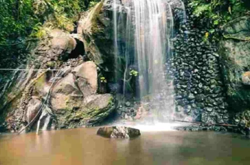 Objek wisata Curug Sidomba
