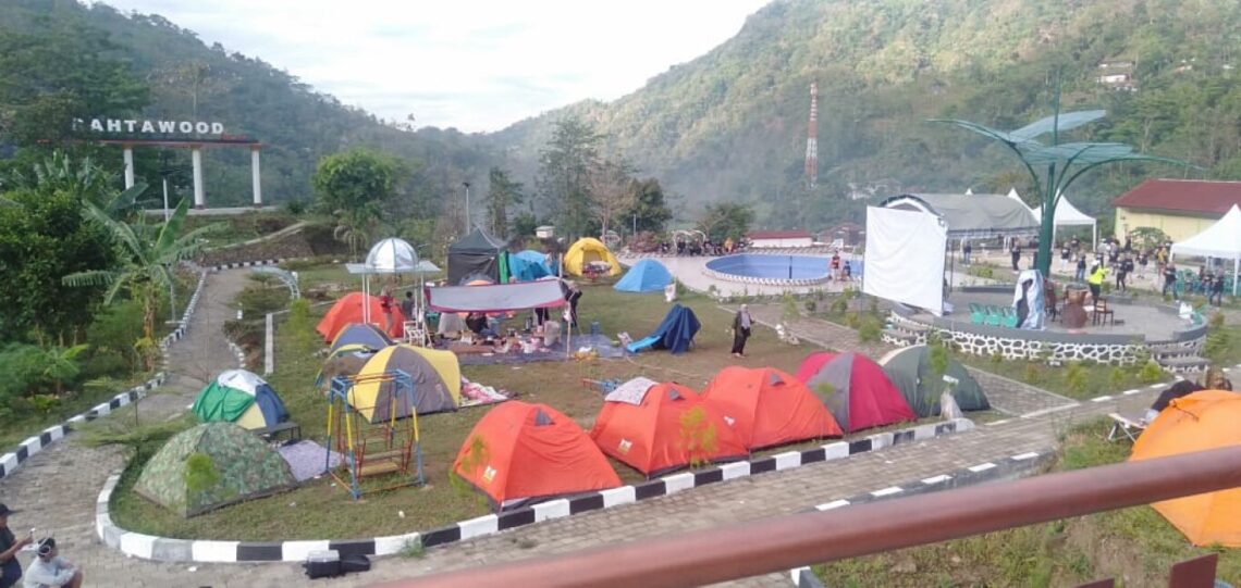 Wisata Rahtawu